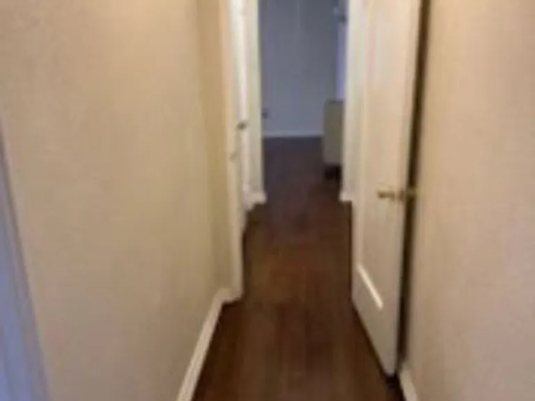 1171 Huntington Dr — Photo 2