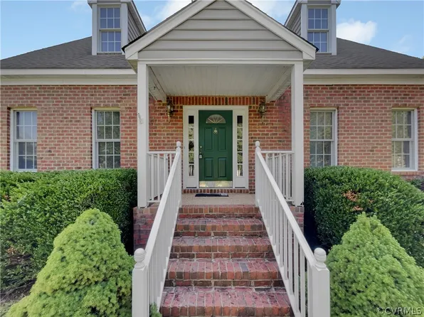 8487 Windsor Walk Ln, Mechanicsville, VA 23116