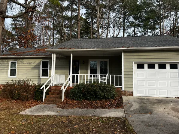 1412 Castalia Dr, Cary, NC 27513