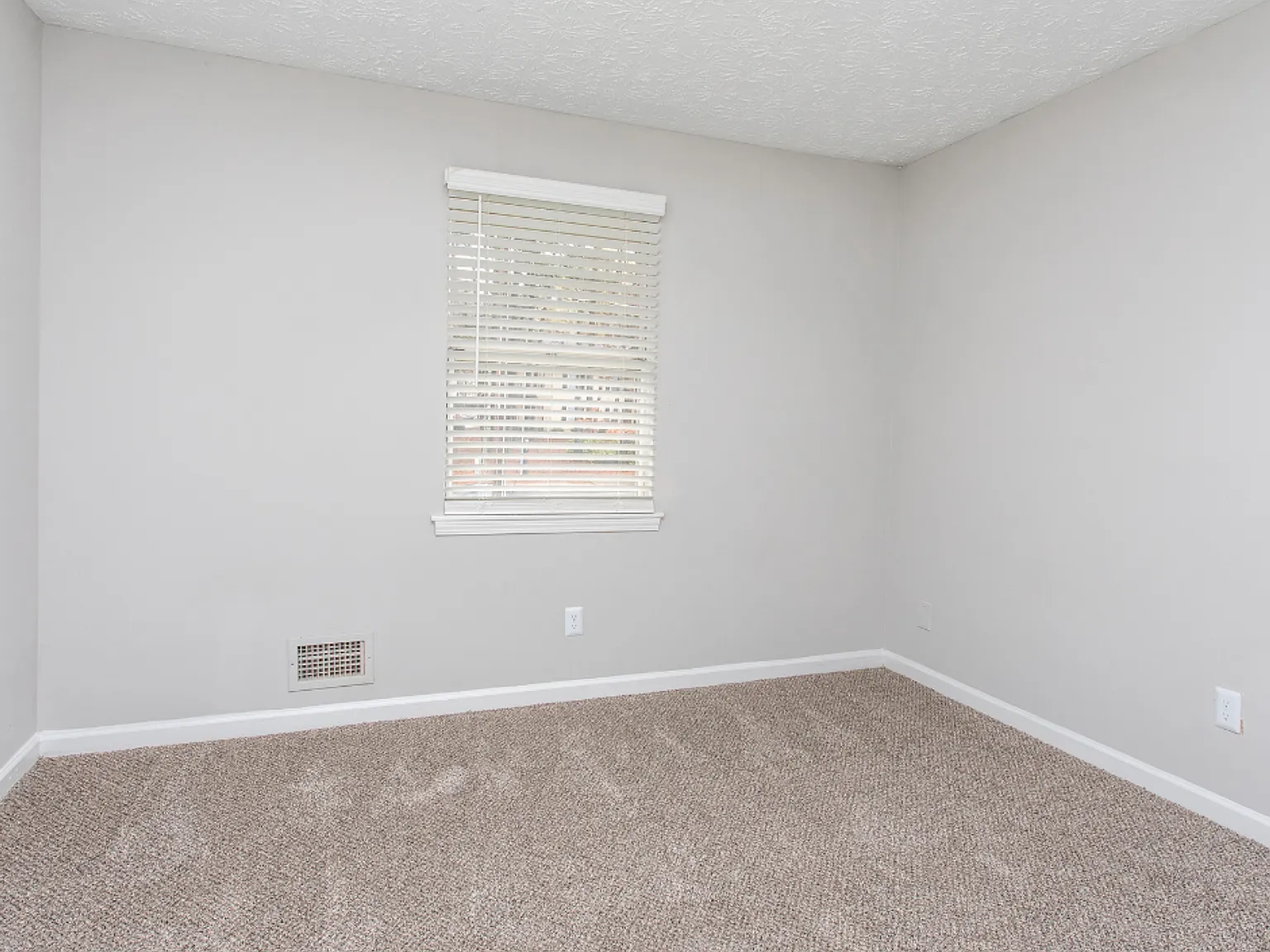 Cedarview Townhomes — Photo 2