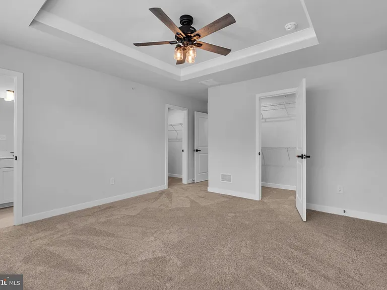 9 Foxwood Dr — Photo 21