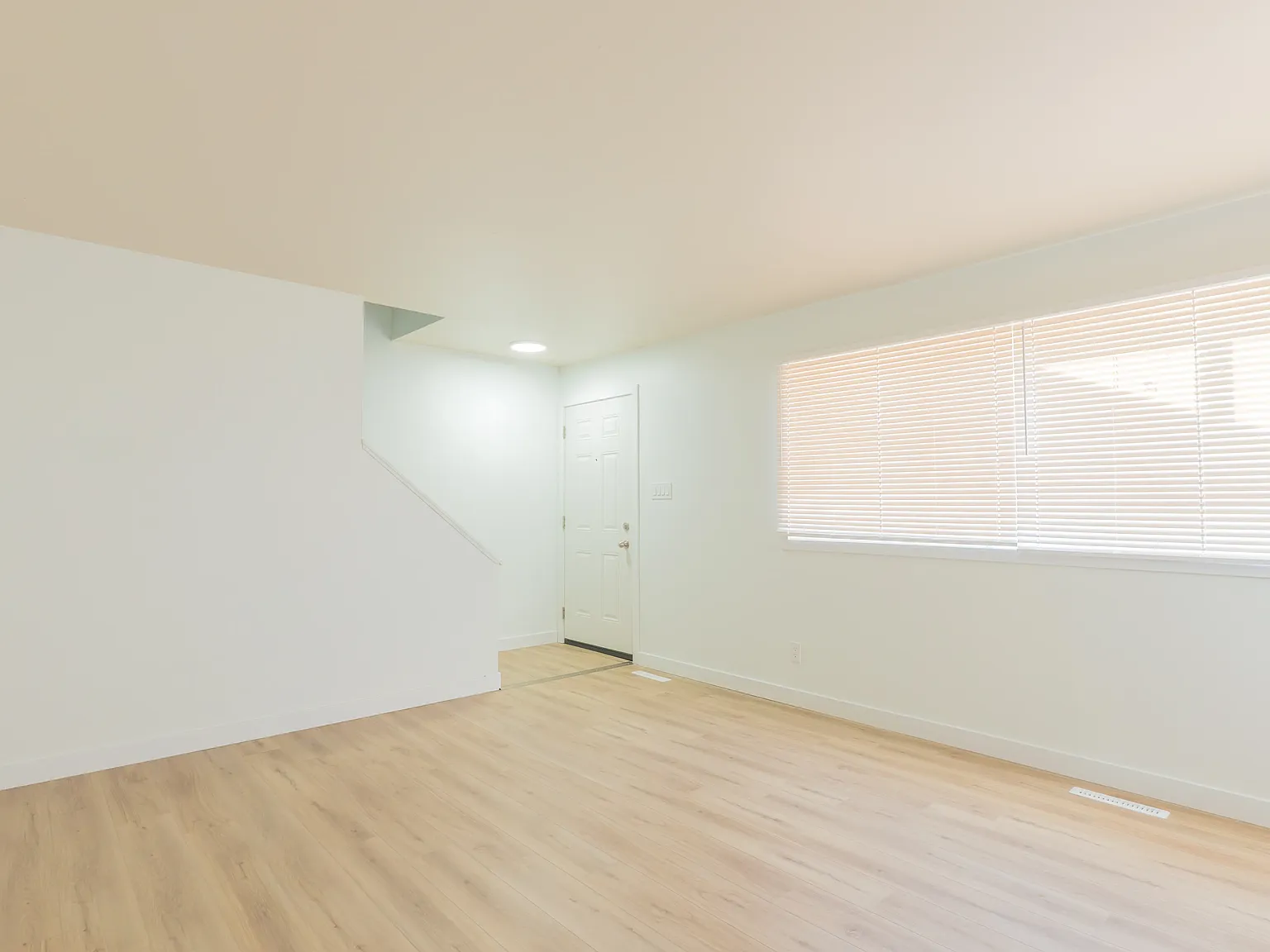 Delton Townhomes — Photo 3