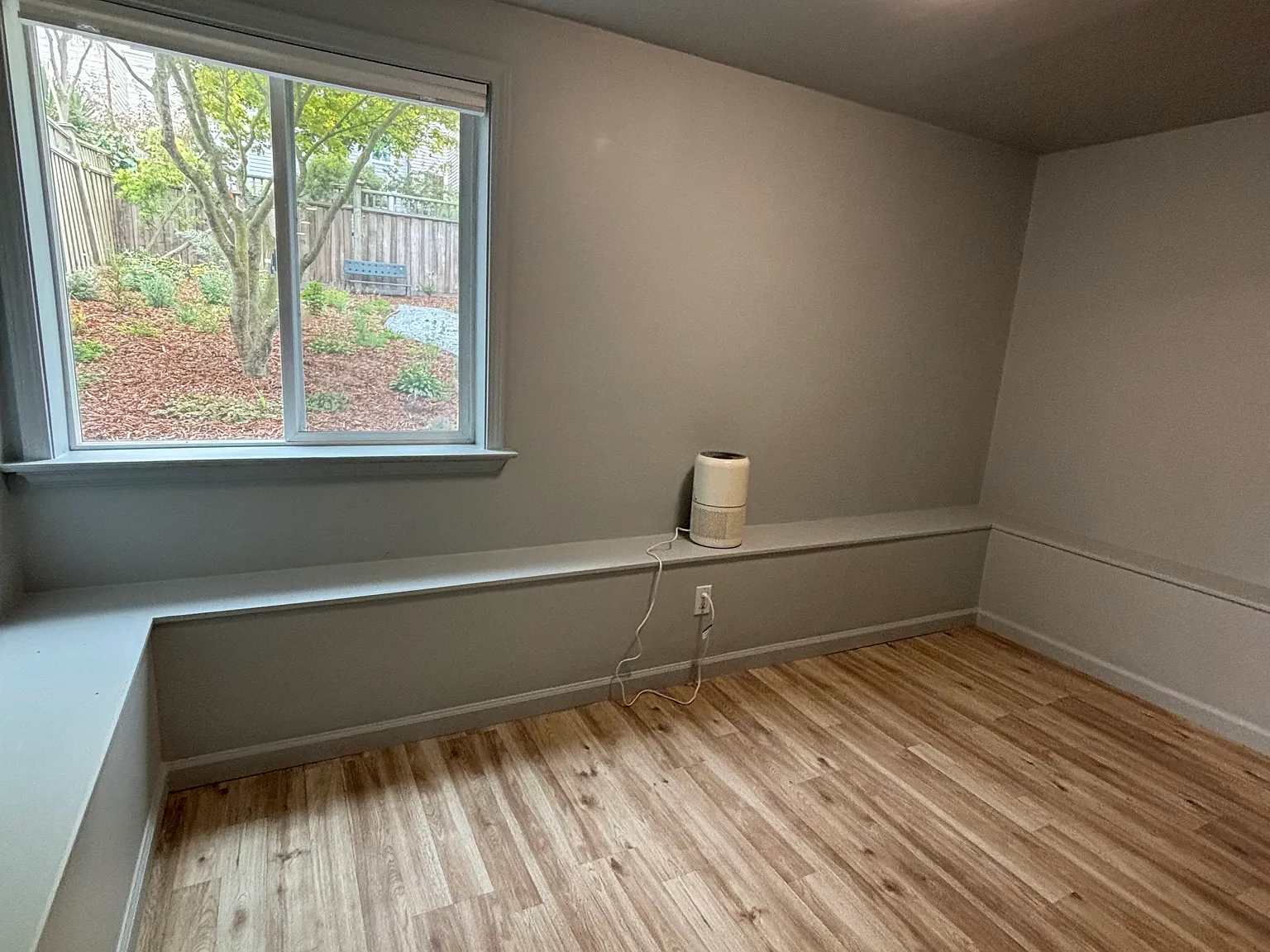 2 bed, 700 sqft, $4,800 — Photo 3