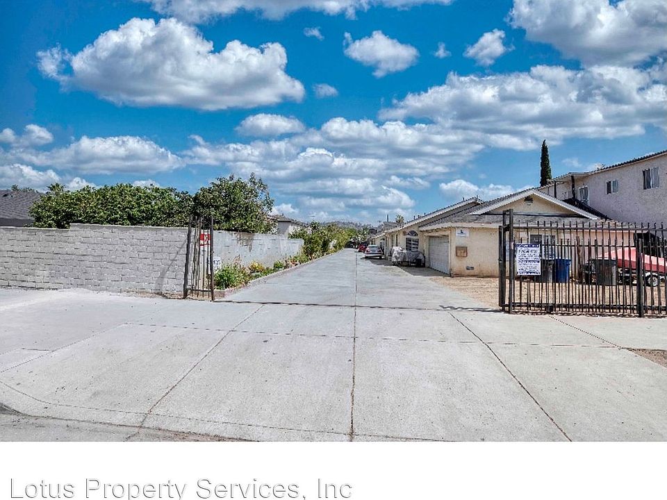 2nd image of 1459 Laurel Ave