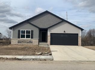 516 W 5th St, Saint Jacob, IL 62281
