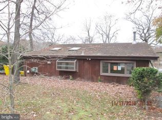 1520 Park Ln, Pasadena, MD