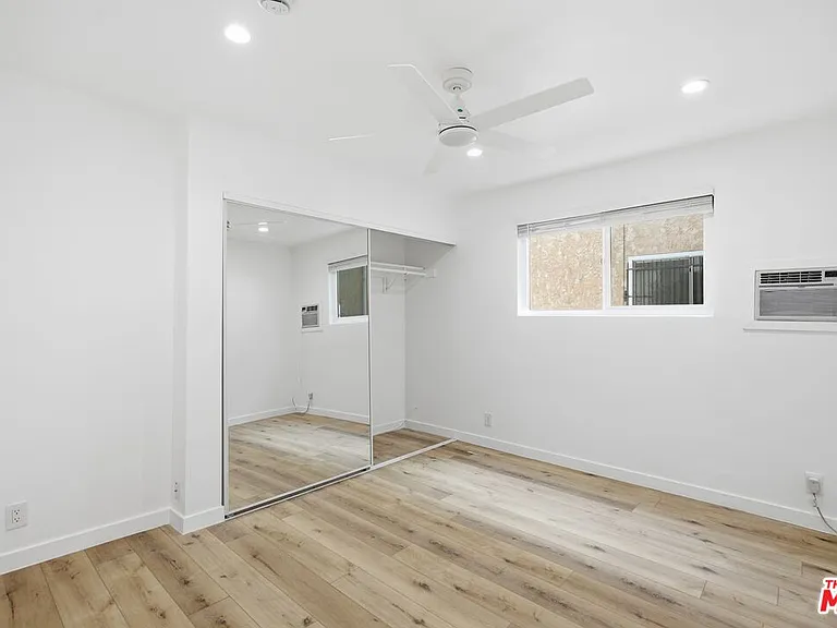 4916 Hazeltine Ave #2 — Photo 11