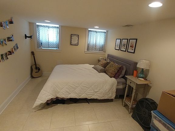 4th image of 1507 Fairmount Ave APT 1F