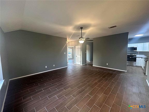 3rd image of 6108 Temora Loop