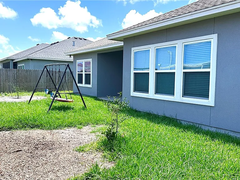 3734 Berkeley Dr — Photo 21