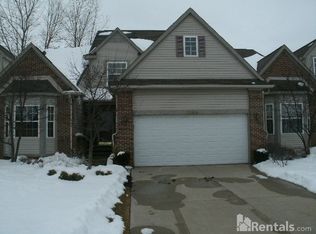 2599 Kerria Dr, Howell, MI 48855