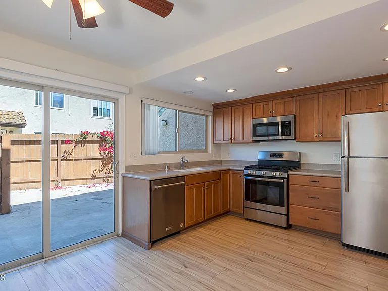 4939 Nautilus St #C — Photo 4