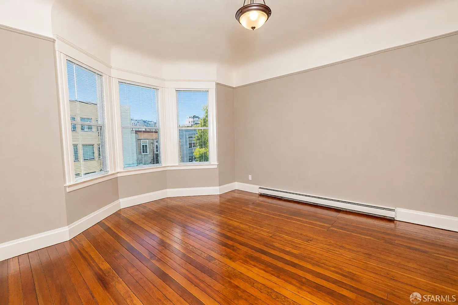 3 bed, 2.0 bath, $9,000 — Photo 4