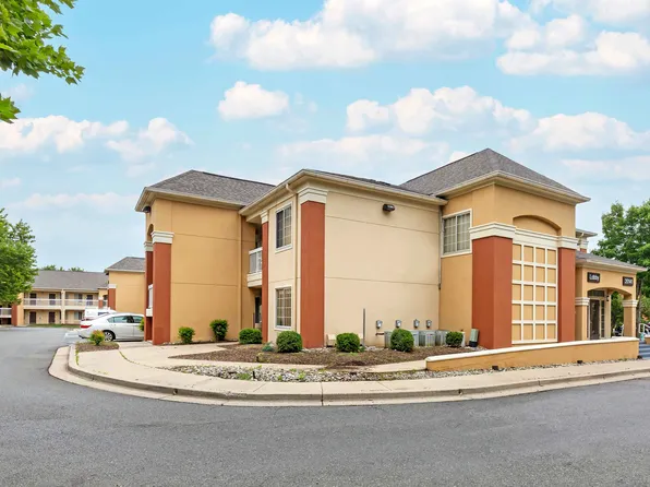 Washington, D.C. - Germantown - Town Center, 20141 Century Blvd, Germantown, MD 20874