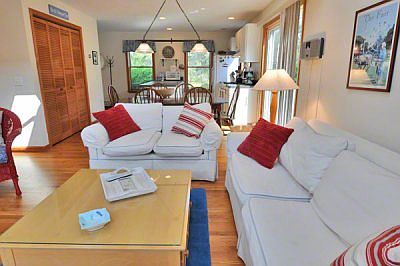 Attractive Open-Designed Great Room