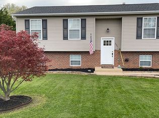 230 Pond Rd, Felton, PA 17322