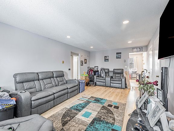 5th image of 342 Klein Creek Ct APT 5E