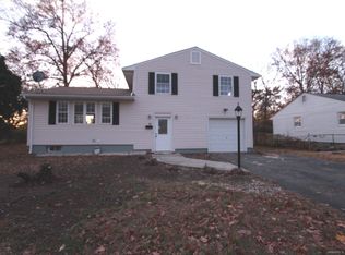13 Patton Rd, Bloomfield, CT 06002