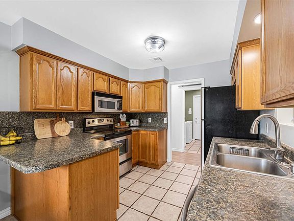 4th image of 6820 NW Ferris Pl