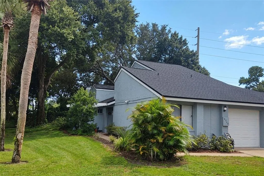 2 bed, 2.0 bath, 1544 sqft, $2,700 — Photo 1