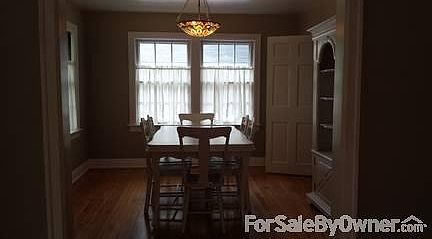 3rd image of 541 Woodbine Dr