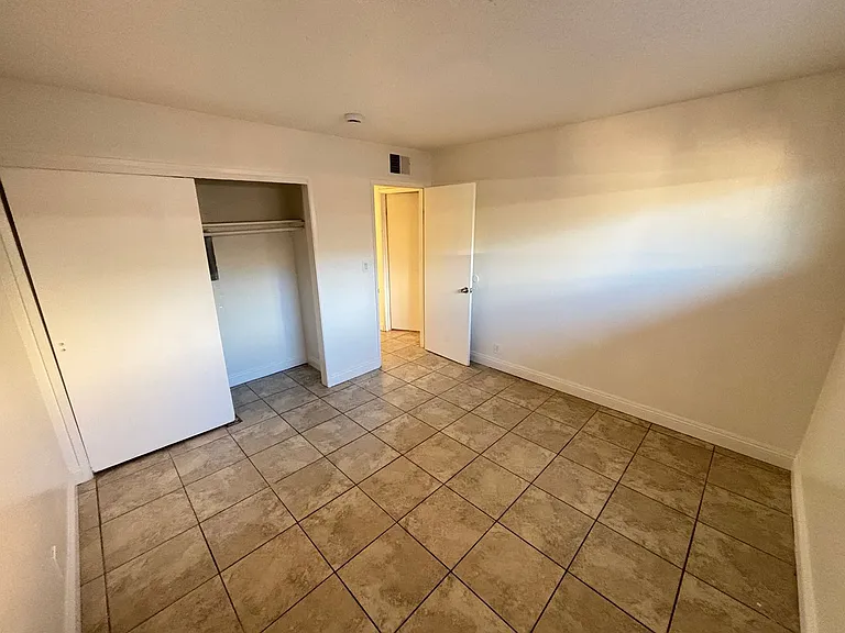 5132 Pebble Beach Blvd #B — Photo 7