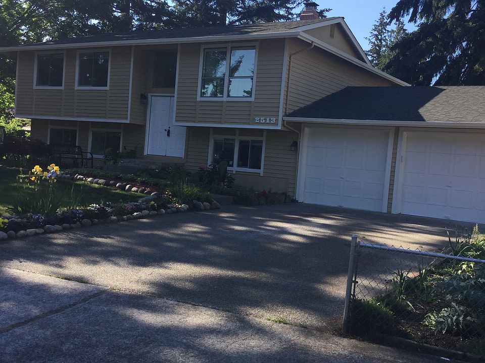 1st image of 2513 17th St SE