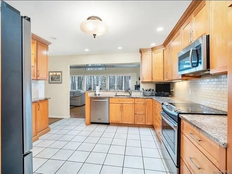 13 River Rd #1 — Photo 11