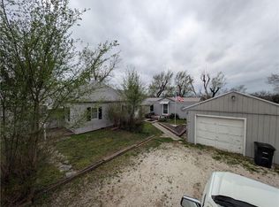 1282 1830th St, Iola, KS 66749
