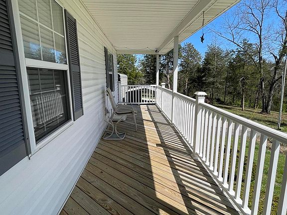 3rd image of 1576 Taylor Branch Rd