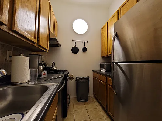 Rented by Julien Aractingi, LREB | media 22