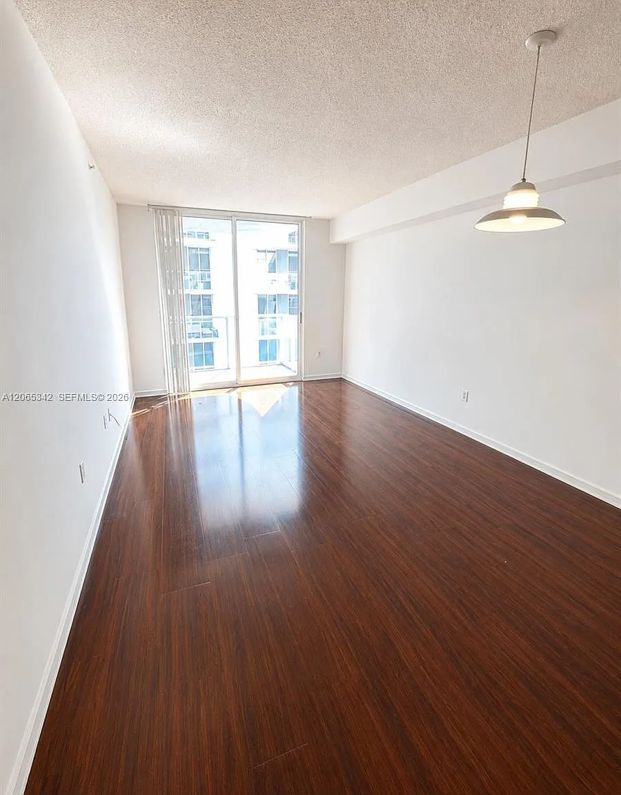 Blue Lagoon Condo — Photo 1