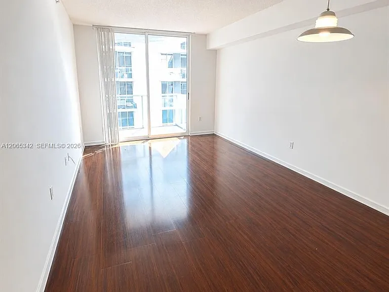 5091 NW 7th St #1007 — Photo 1