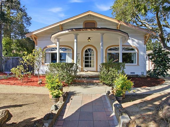 2nd image of 10625 Merriman Rd