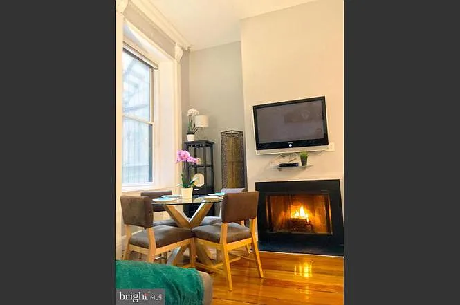 914 Spruce St #4 — Photo 7