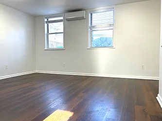 27-02 Astoria Boulevard