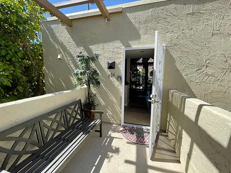78225 Cabrillo Ln #106 — Photo 4