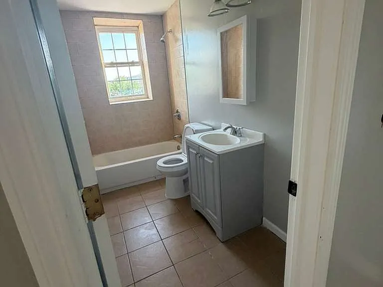 634 Martin Luther King Blvd #23 — Photo 2