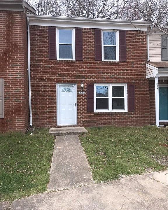 1st image of 920 Wickford Dr
