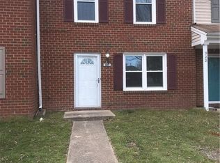 920 Wickford Dr, Chesapeake, VA 23320