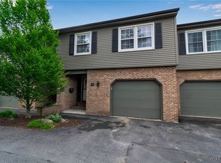 152 Bridle Path, Orchard Park, NY 14127