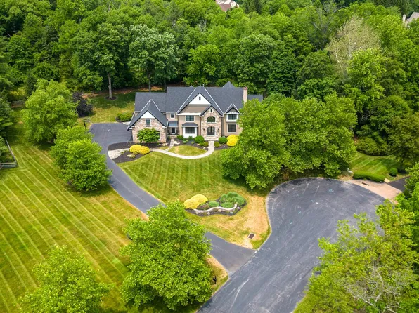 10 Devonshires Ct, Blue Bell, PA 19422