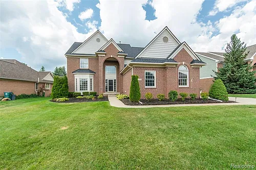 51334 W Hills Dr Photo 1