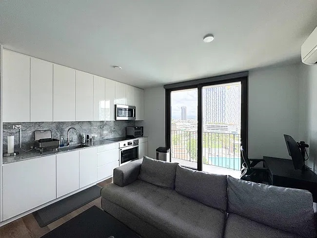 1 bed, 473 sqft, $3,400 — Photo 3