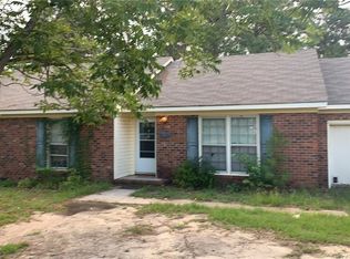 5200 Remington Rd, Fayetteville, NC 28311