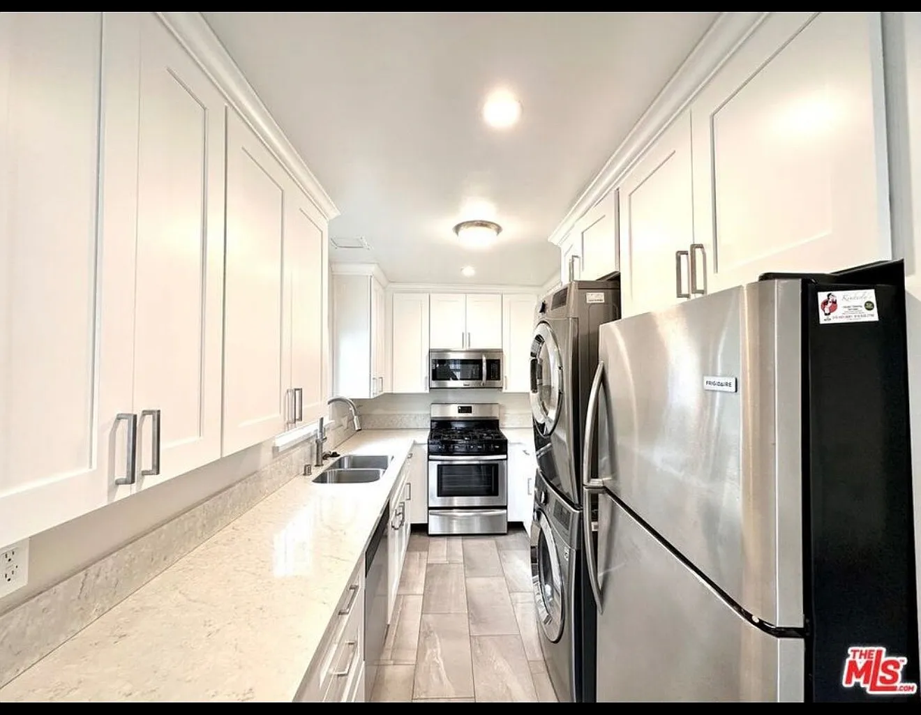 1051 S. Sherbourne Dr. - 6 — Photo 3
