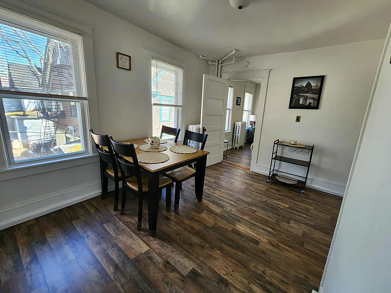 145 Park Ave #4 — Photo 16