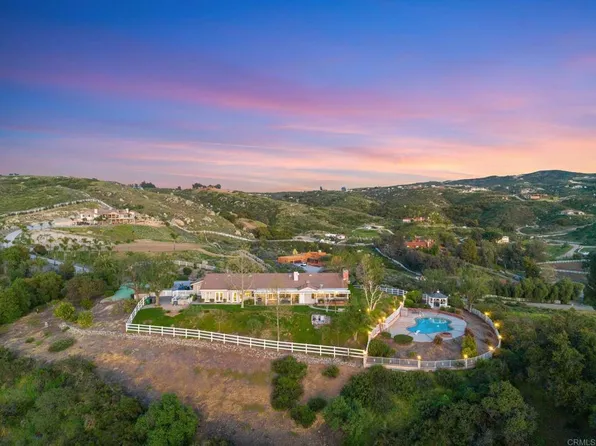 40225 Lucero Dr, Temecula, CA 92592