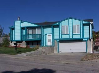 1317 Perrine St, Rawlins, WY 82301