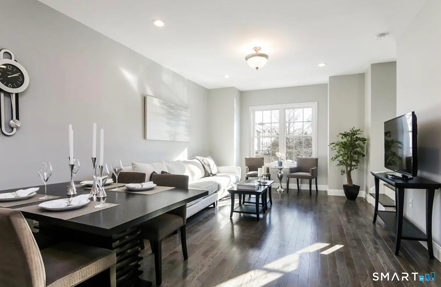 3 bed, 2.0 bath, 1150 sqft, $3,400 — Photo 4